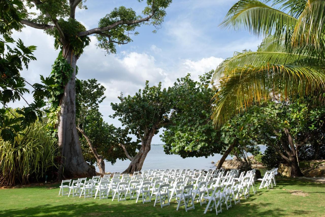 Llantrissant Beachcliff Villa Negril Exterior photo