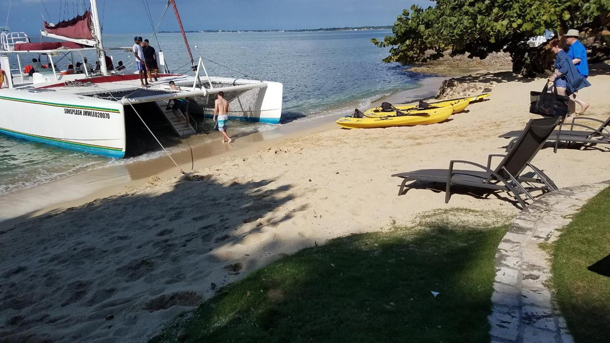 Llantrissant Beachcliff Villa Negril Room photo